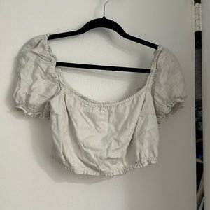 A&F crop shirt